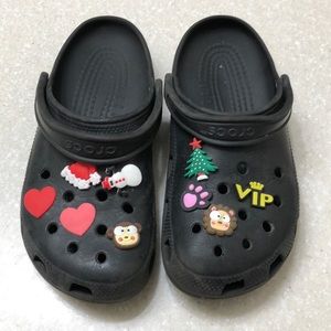 CROCS jibitz included